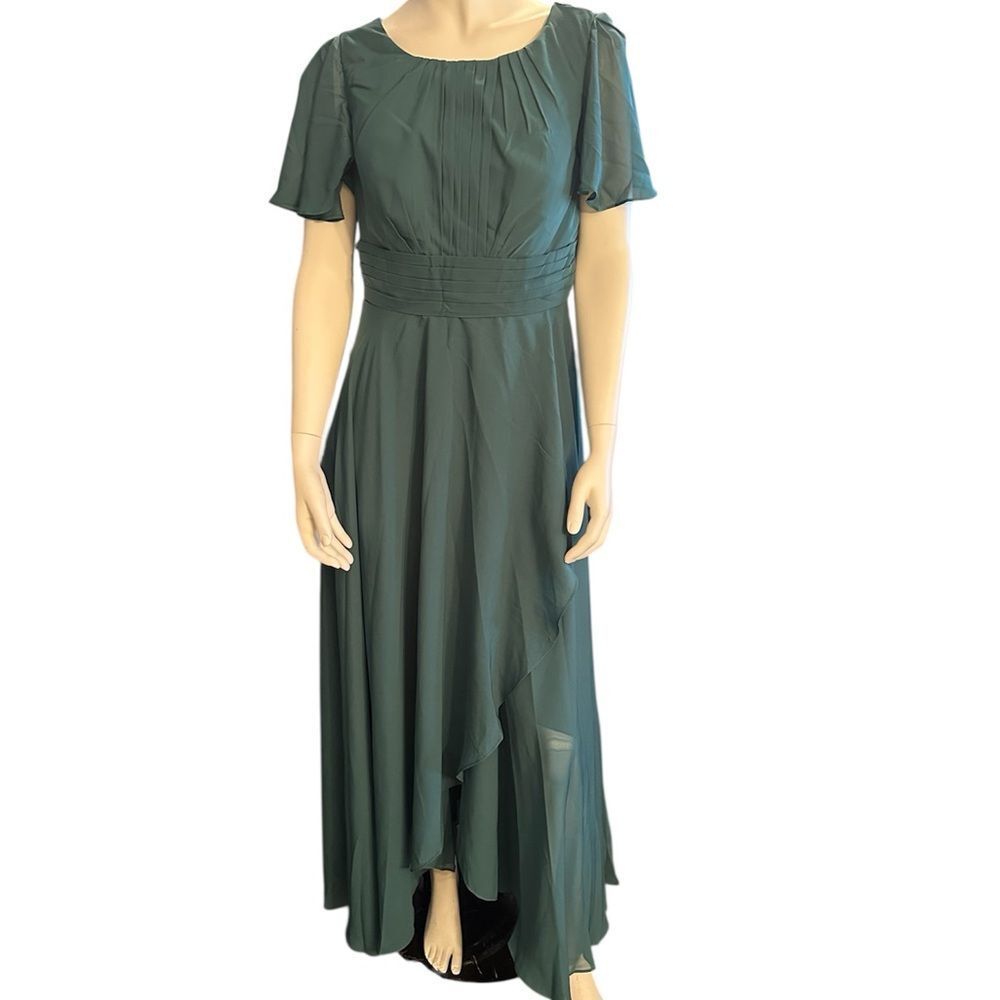 Wear your Love Asymmetrical Ruffled Waist to Hem Green 14 NWT